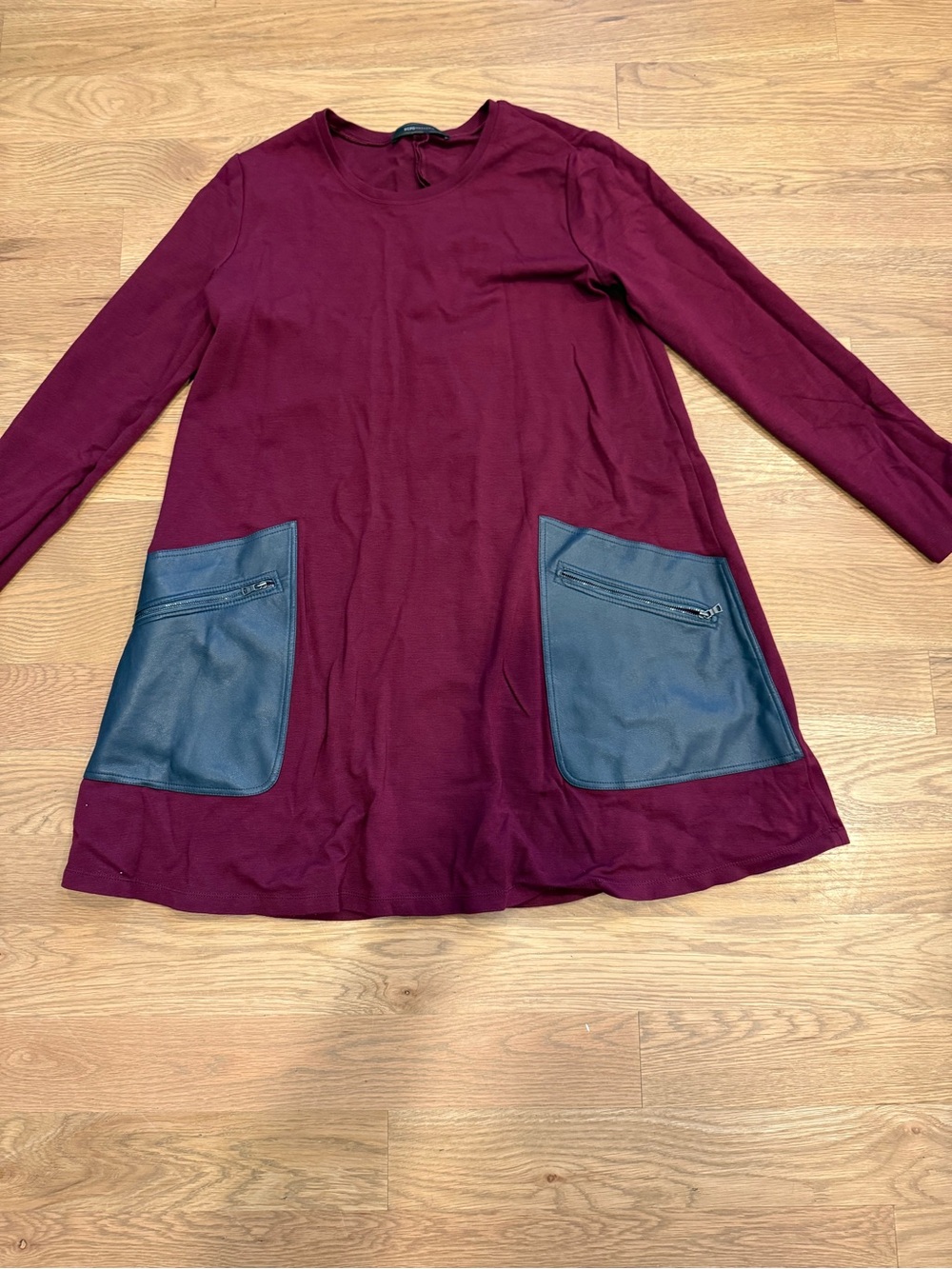 BCBGMaxAzria Burgundy Long-Sleeve Tunic Dress with Black Pocket Accents